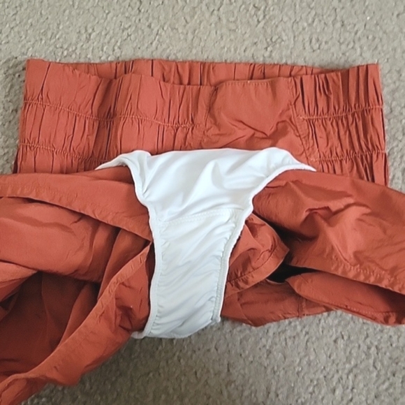 Free People Movement Orange The Way Home Shorts - Size Medium - Picture 6 of 9